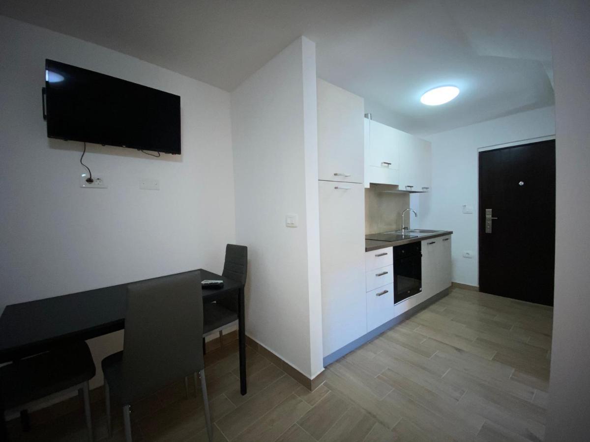 Apartments Lina Koper Buitenkant foto